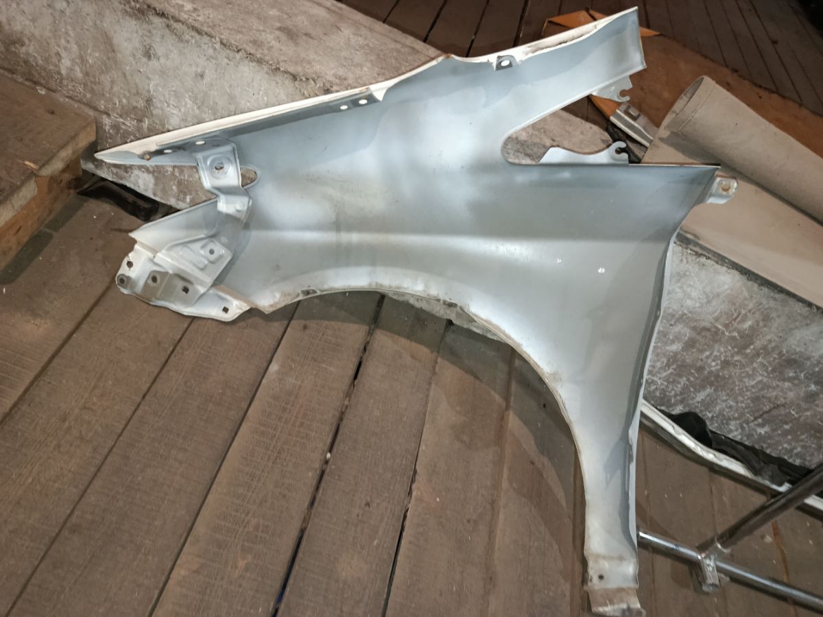 Крыло переднее 53801-47040, TY10263AR, TY10263R на Toyota Prius ZVW30 Фото 13