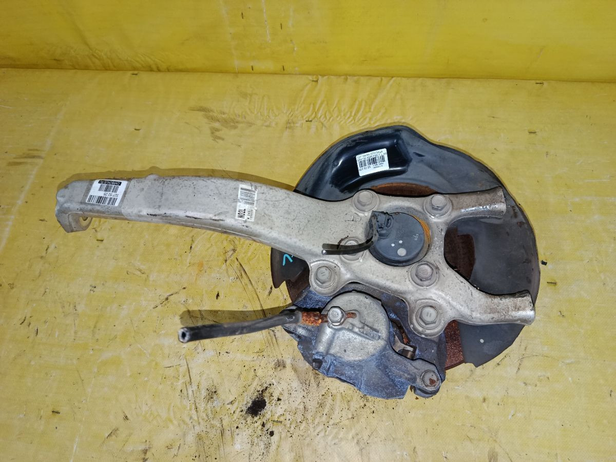 Ступица на Toyota Mark X GRX130 4GR-FSE Фото 1