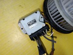 Мотор печки на Toyota Prius NHW20 Фото 3