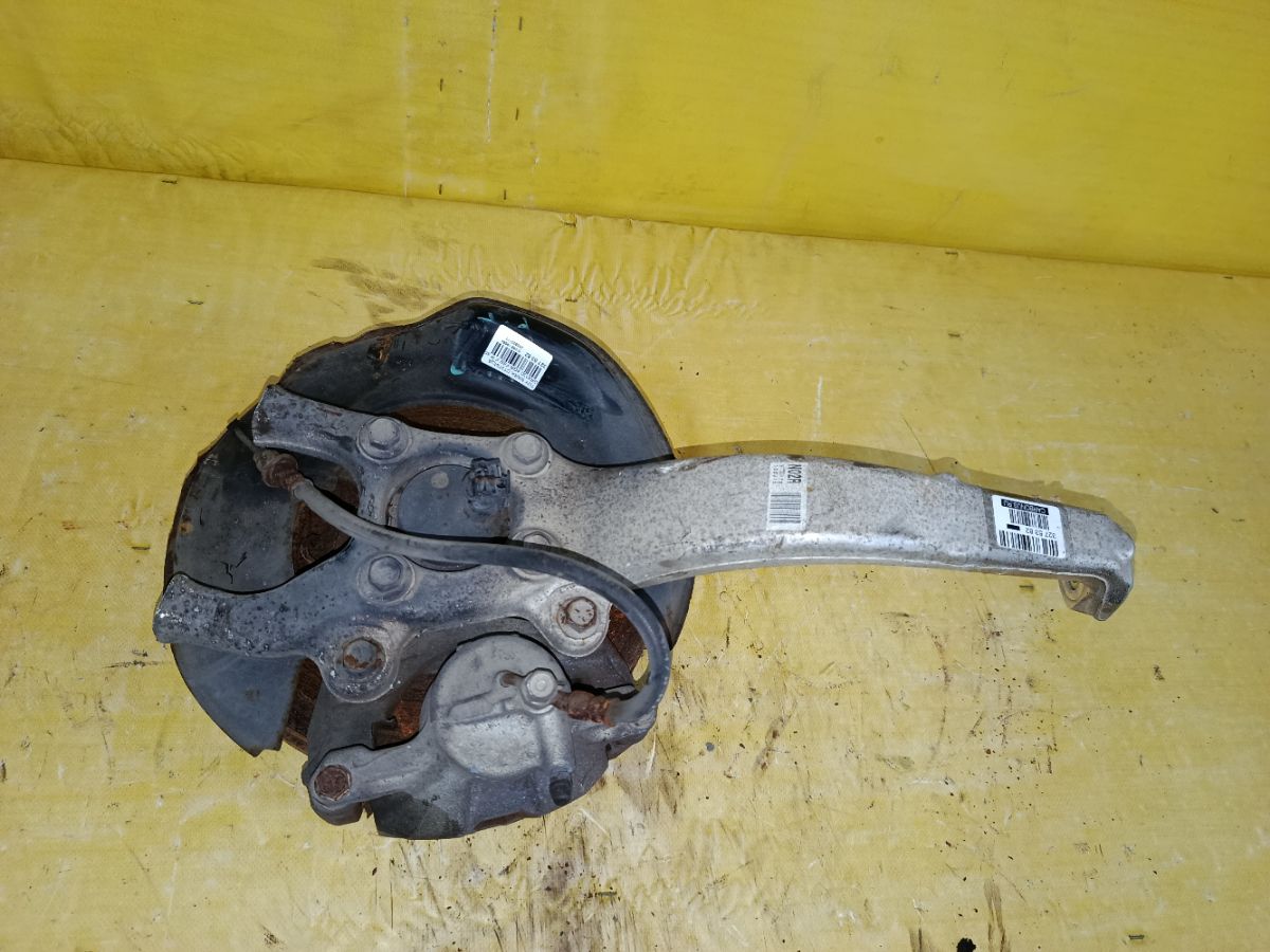 Ступица на Toyota Mark X GRX130 4GR-FSE Фото 1