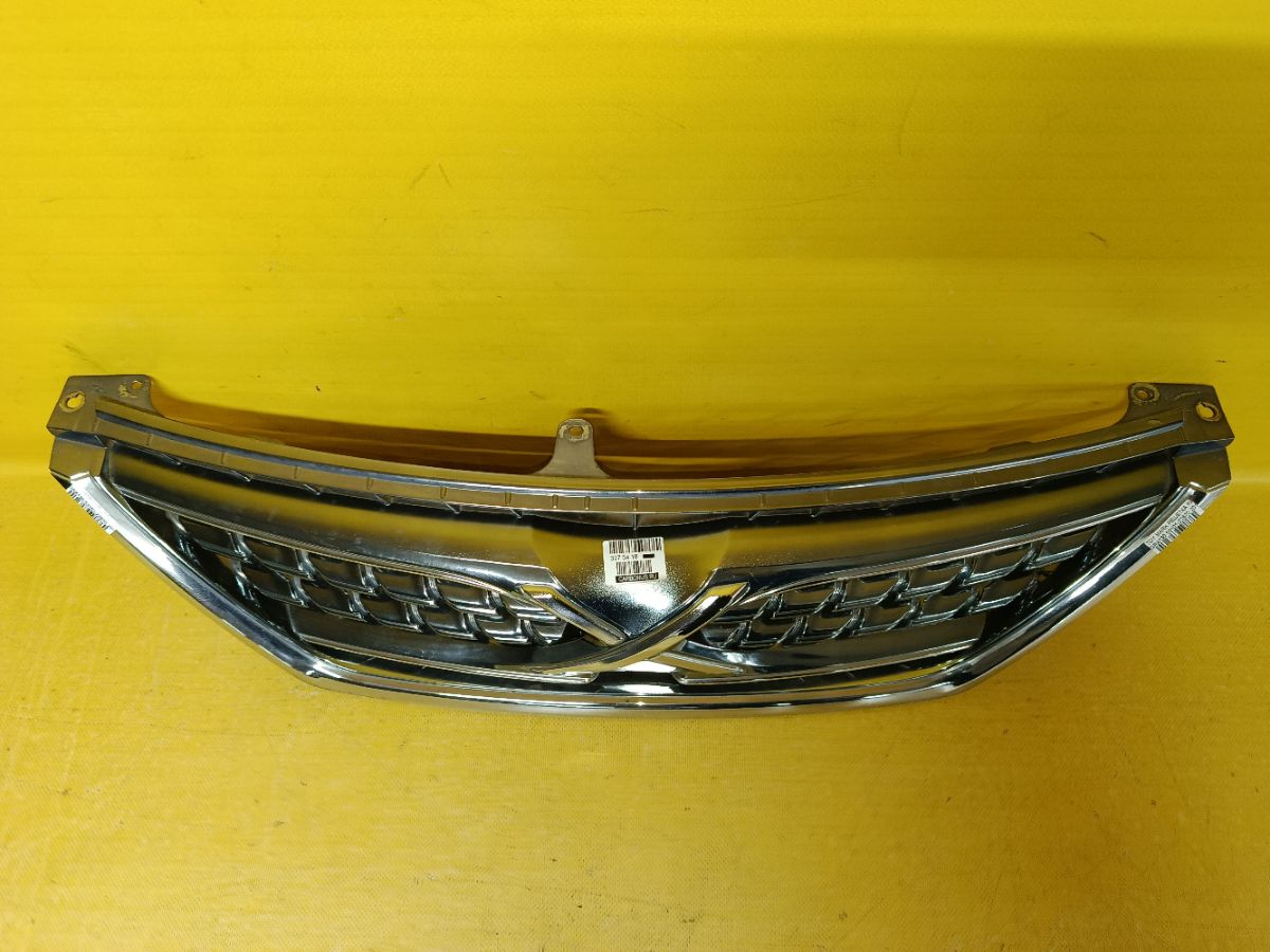 Решетка радиатора 53101-22670 на Toyota Mark X GRX130 Фото 4