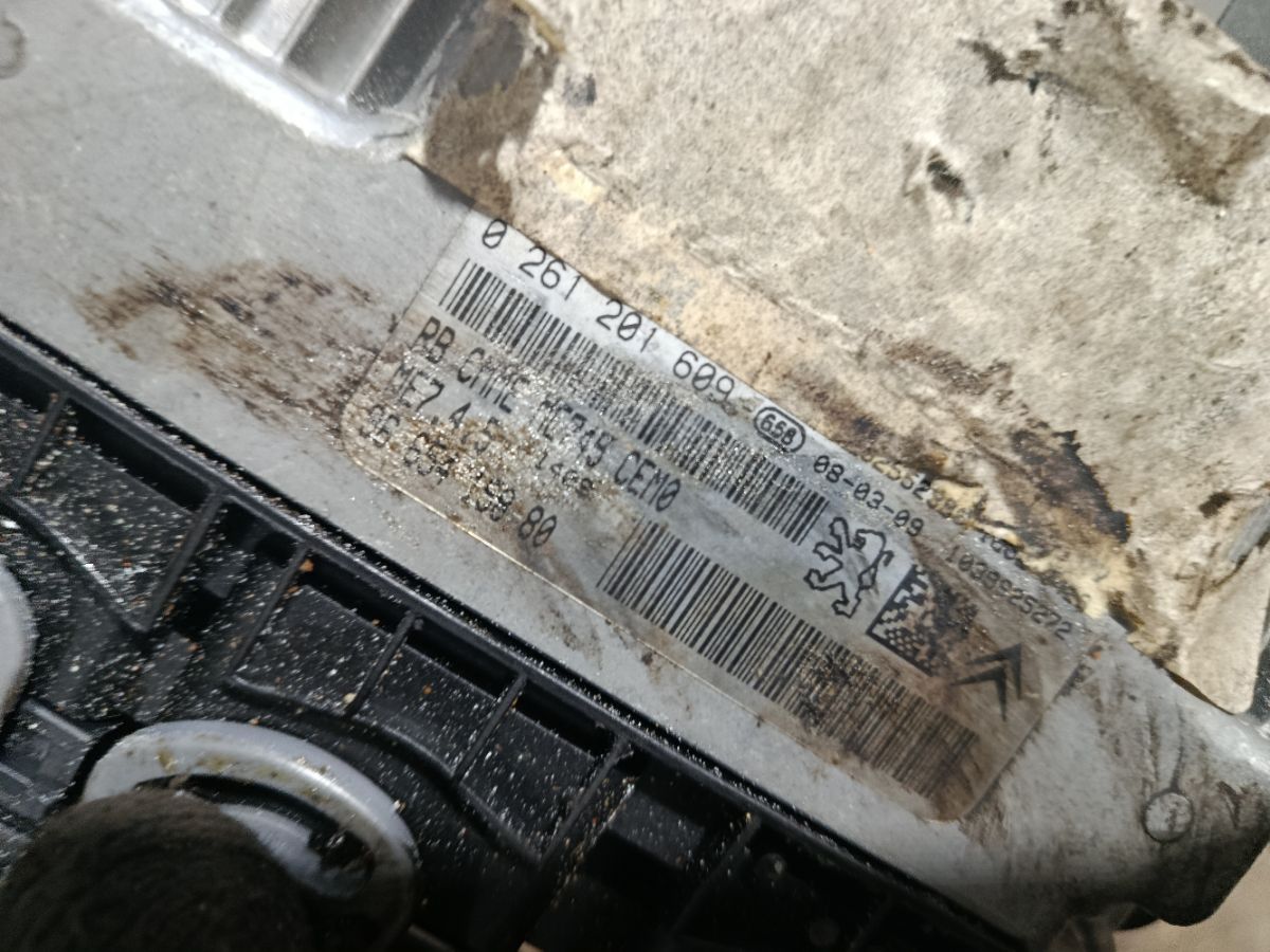 Двигатель на Citroen C4 VF7 NFU Фото 11