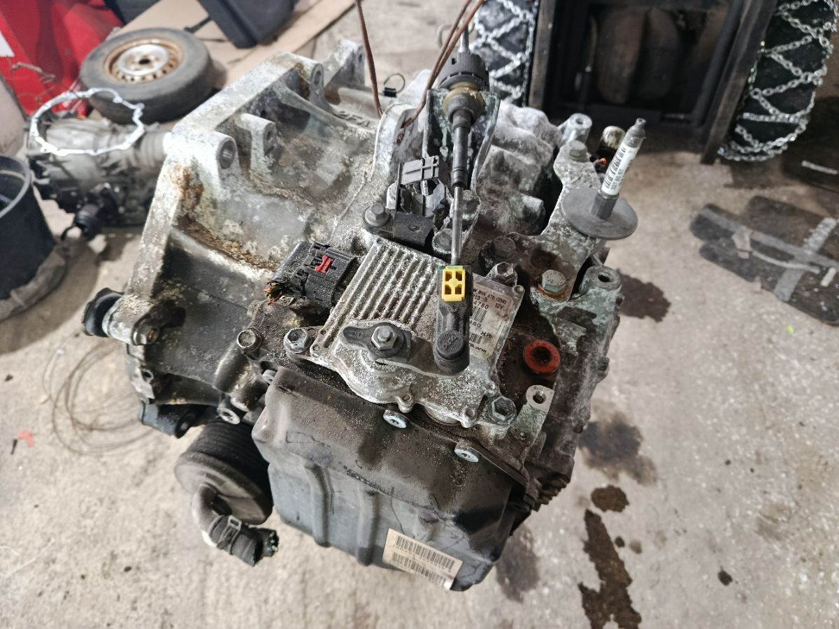 КПП автоматическая на Citroen Ds4 EP6CDT Фото 6