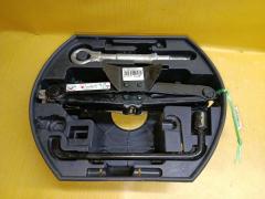 Домкрат на Citroen Ds4 VF7 9649243380