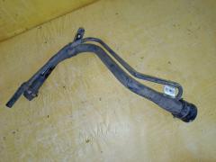Заливная горловина топливного бака на Toyota Vitz SCP10 1SZ-FE 77201-52050
