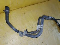 Заливная горловина топливного бака 77201-44191 на Toyota Isis ANM10G 1AZ-FSE Фото 3