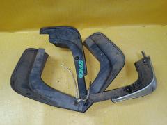 Брызговик на Toyota Ractis NCP100 Фото 7