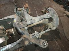 Балка подвески 51206-51030, 51206-53020 на Toyota Mark Ii GX110 1G-FE Фото 11