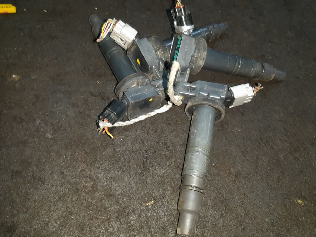 Катушка зажигания 90919-02260 на Toyota Porte NCP141 1NZ-FE Фото 5