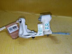 Петля двери шарнирная на Mercedes-Benz B-Class T246.242 Фото 2