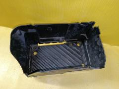 Подставка под аккумулятор A2465410105 на Mercedes-Benz B-Class T246.242 Фото 3