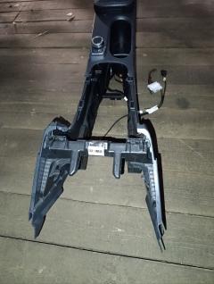 Подлокотник на Mercedes-Benz B-Class T246.242 Фото 7