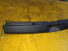 Обшивка багажника 64716-13140 на Toyota Corolla Fielder NZE141G Фото 3