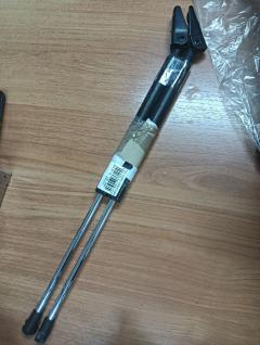 Амортизатор двери на Toyota Corolla Fielder NZE141G Фото 4