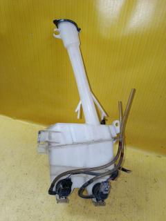 Бачок омывателя 85315-13080 на Toyota Corolla Fielder NZE141G Фото 2