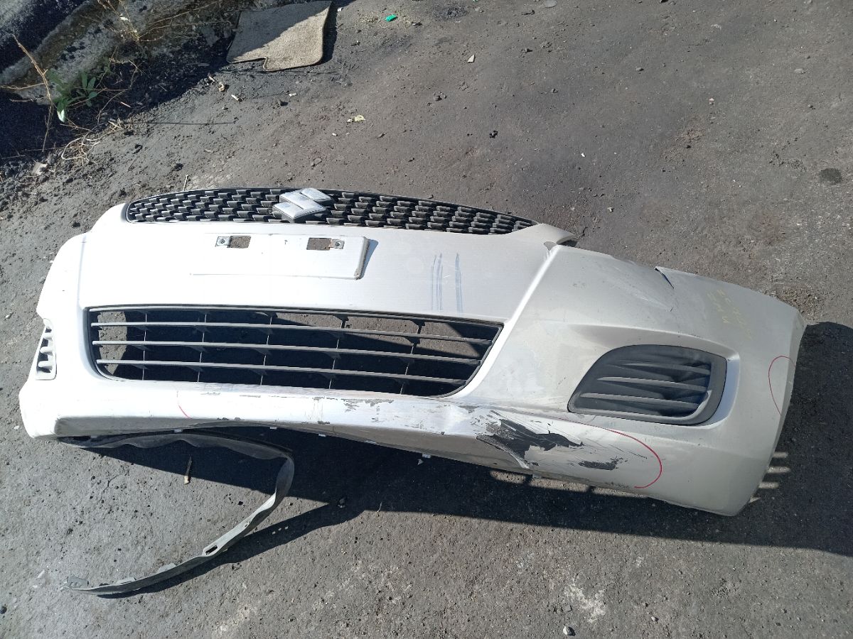 Бампер на Suzuki Swift ZC72S Фото 16