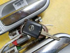 Ручка двери на Nissan Sunny FB15 Фото 4