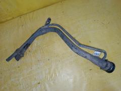 Заливная горловина топливного бака на Toyota Bb NCP30 2NZ-FE 77201-52050