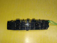Крепление бампера на Honda Freed Spike GB4 71198-SFM-003, Переднее Левое расположение