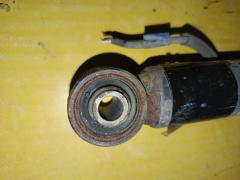 Стойка амортизатора 48520-30272 на Toyota Crown GRS200 4GR-FSE Фото 4