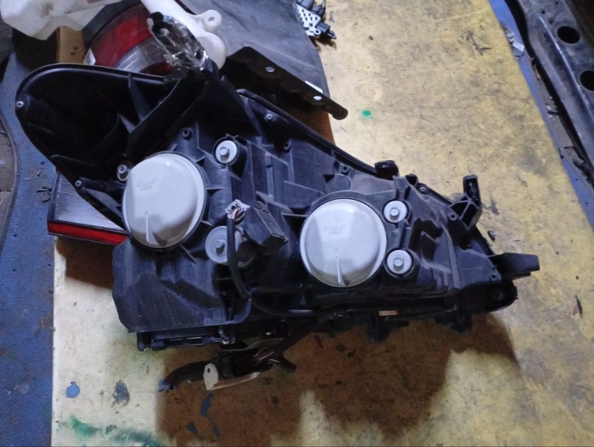 Фара 30-341 30-341 на Toyota Crown GRS200 Фото 8