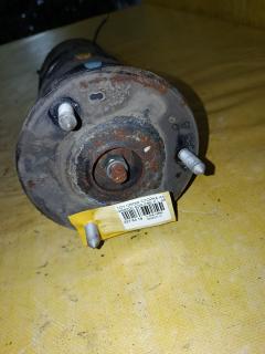 Стойка амортизатора 48520-30272 на Toyota Crown GRS200 4GR-FSE Фото 2