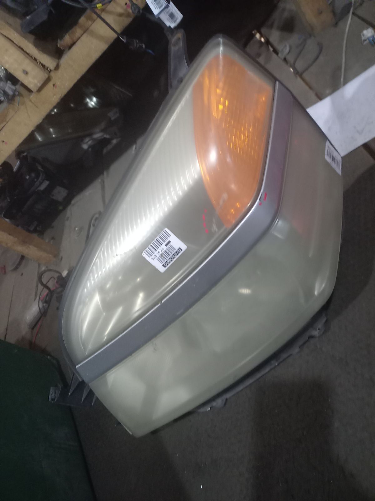 Фара 28-154 28-154 на Toyota Voxy AZR60G Фото 7