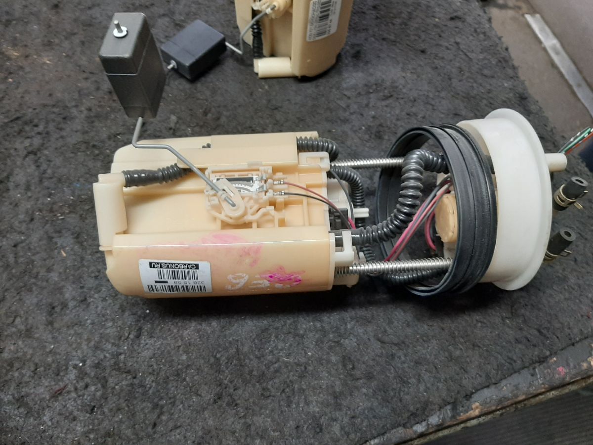 Бензонасос 17708-TF0-003 на Honda Fit GE6 L13A Фото 3