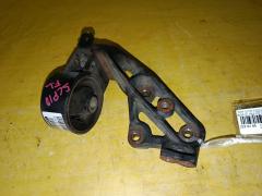 Подушка двигателя на Toyota Vitz SCP10 1SZ-FE Фото 4