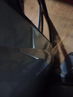 Дверь боковая на Toyota Vitz SCP10 Фото 9