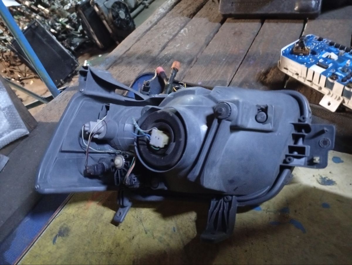 Фара 1819 1819, на Toyota Lite Ace S402M Фото 8