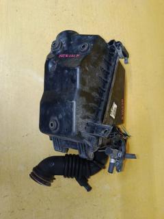 Корпус воздушного фильтра на Toyota Corolla Spacio NZE121N 1NZ-FE 17700-21070