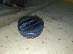 Крышка топливного бака 77310-35070, 77310-48010 на Toyota Corolla Spacio NZE121N Фото 4