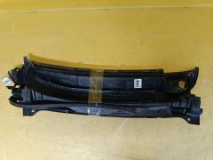 Решетка под лобовое стекло 55709-13010 на Toyota Corolla Spacio NZE121N Фото 2