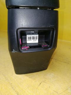 Подлокотник на Honda Accord CL7 Фото 10