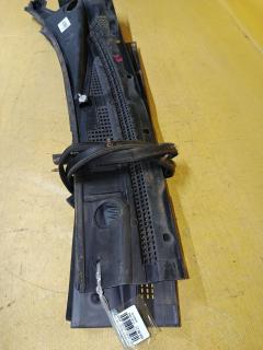Решетка под лобовое стекло 66862-40Y00, 66863-40Y00 на Nissan Presea R11 Фото 4
