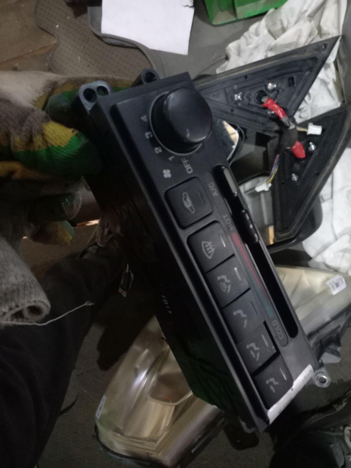 Блок управления климатконтроля на Nissan Presea R11 GA15DE Фото 7