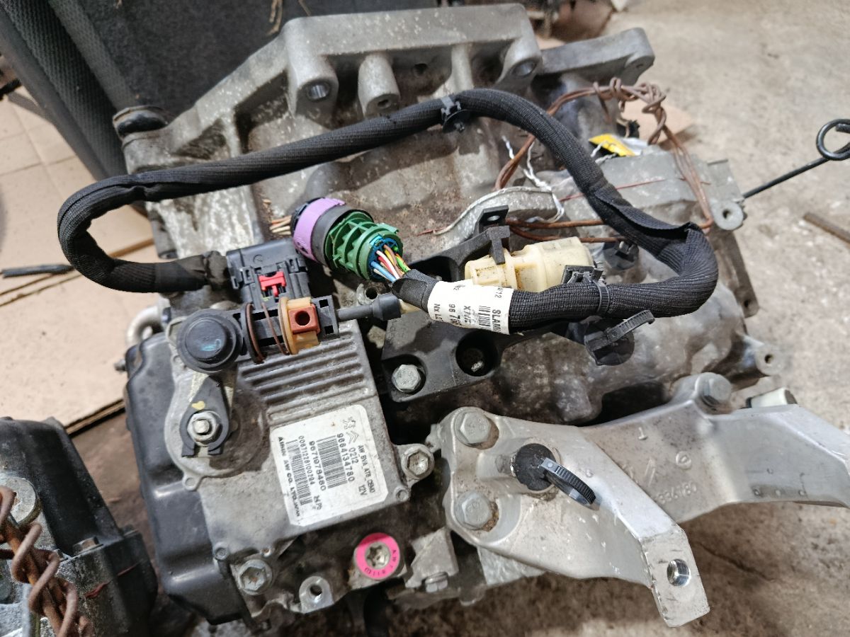 КПП автоматическая на Peugeot 508 VF38 EP6CDT Фото 16