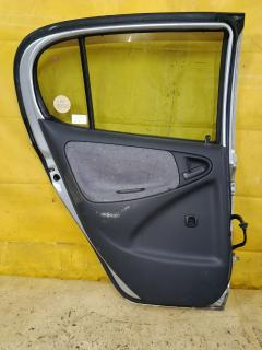 Дверь боковая на Toyota Vitz SCP10 Фото 5