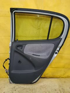 Дверь боковая на Toyota Vitz SCP10 Фото 5