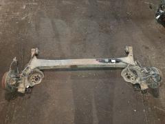 Балка подвески на Toyota Vitz SCP10 1SZ-FE Фото 11