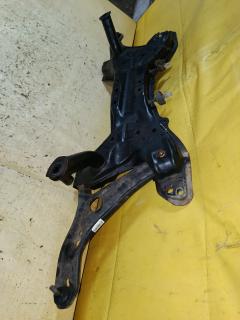 Балка под ДВС на Toyota Vitz SCP10 1SZ-FE Фото 3