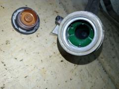 Заливная горловина топливного бака 77201-52050 на Toyota Vitz SCP10 1SZ-FE Фото 4