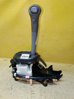 Ручка КПП на Toyota Vitz SCP10 Фото 6