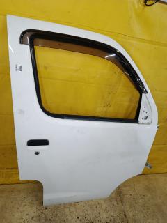 Дверь боковая на Nissan Bluebird Sylphy FG10 Фото 13