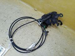 Тросик капота на Nissan Bluebird Sylphy FG10 Фото 3