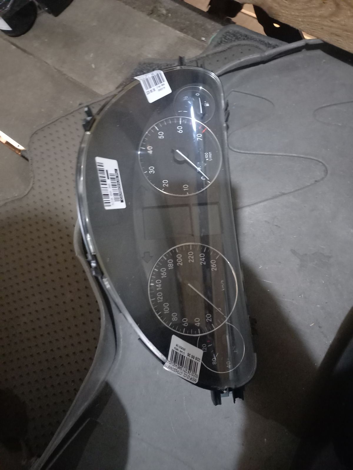 Спидометр A2035404348 на Mercedes-Benz C-Class Station Wagon S203.246 271.946 Фото 12