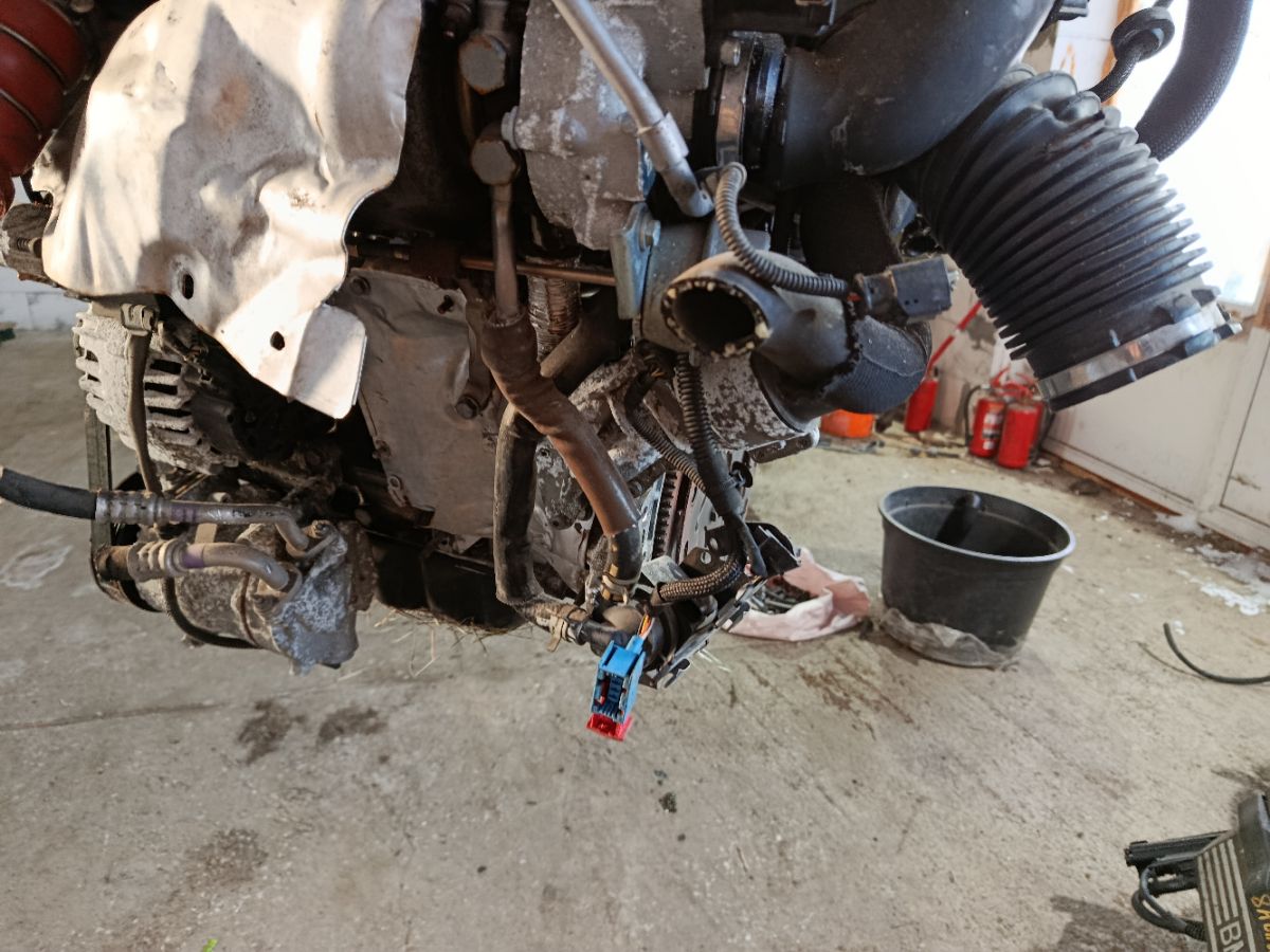 Двигатель на Peugeot 5008 VF30 EP6CDT Фото 10