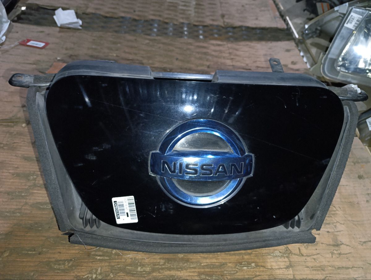 Лючок без подсветки без подсветки на Nissan Leaf ZE0 Фото 3