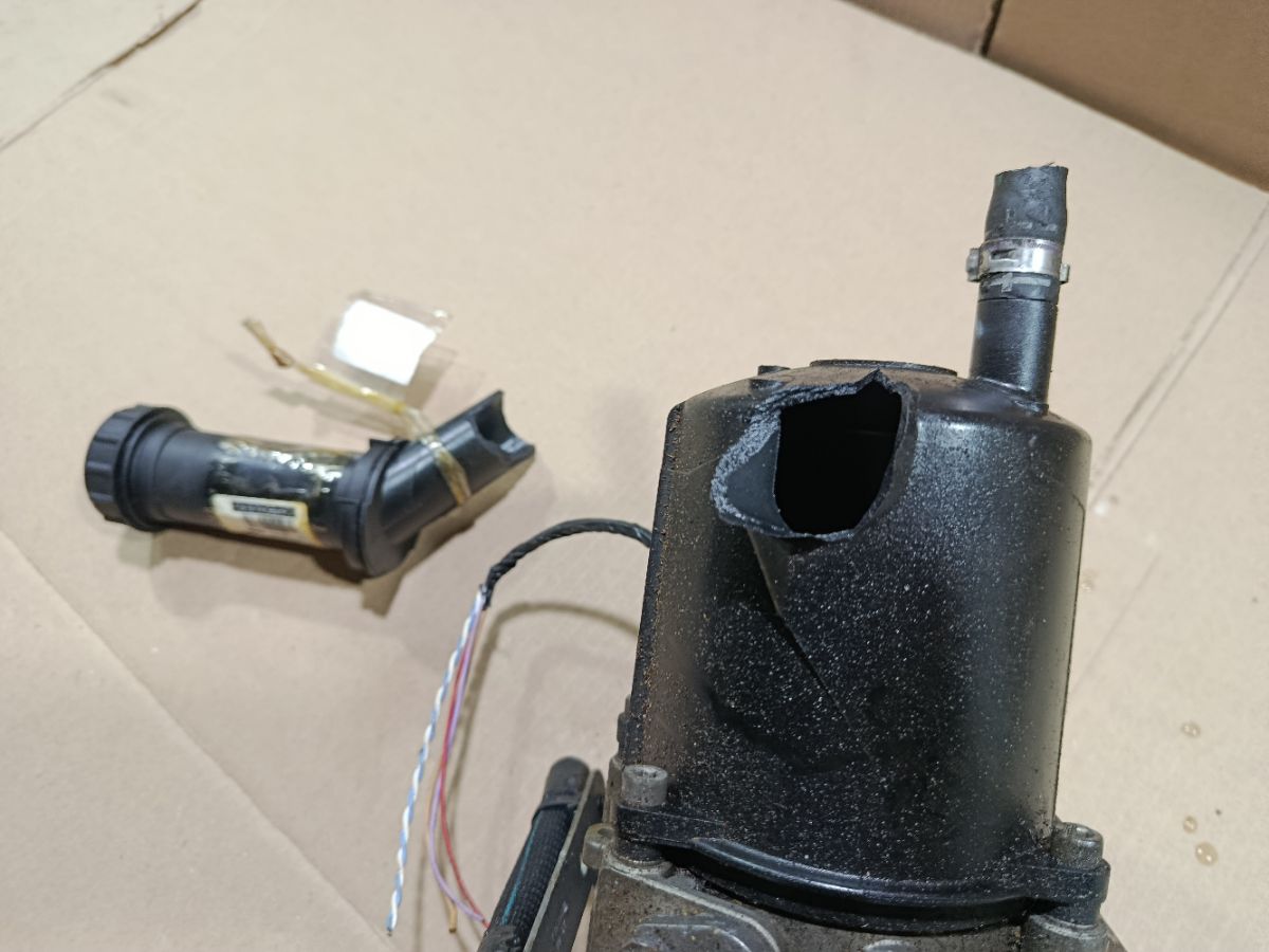 Насос гидроусилителя на Citroen C4 B7 Фото 5